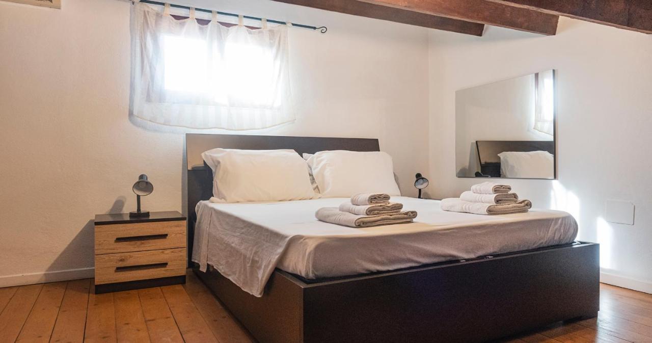 Apartment Machin 3b
